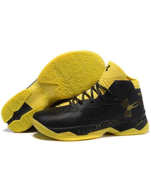 Under Armour Black Curry 2.5 'Taxi' for men