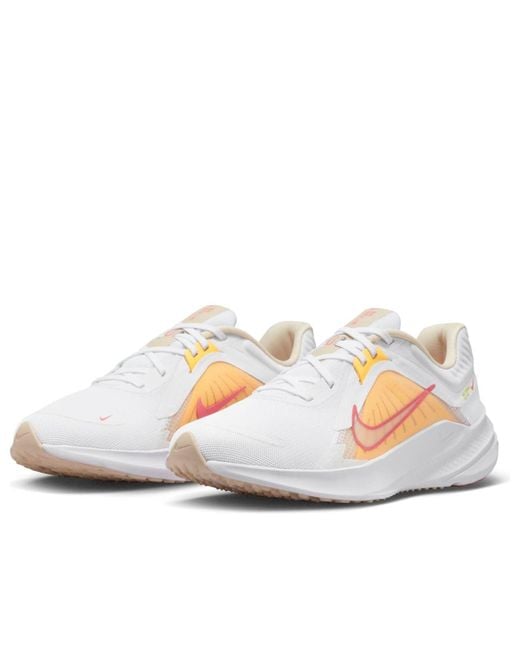 Nike White (Wmns) Quest