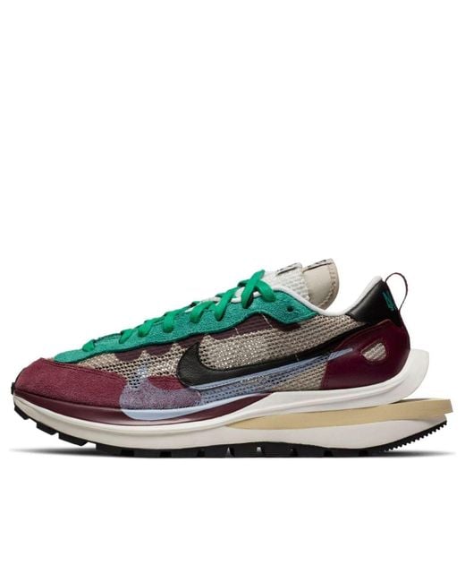 Nike Red X Sacai Vaporwaffle Sp 'Villain' for men