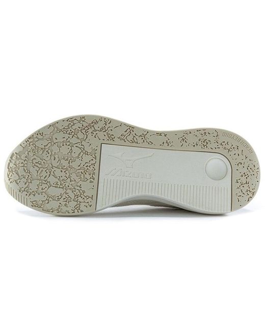 Mizuno White Pi Knit Low Top for men