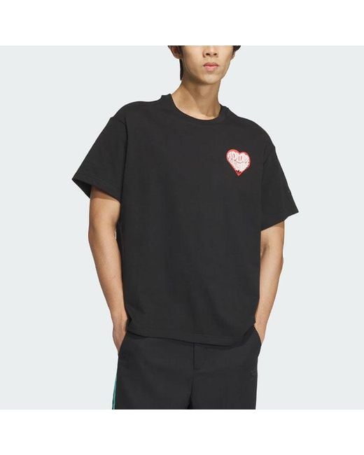 Adidas Black Originals V-Day Short Sleeve T-Shirt (Gender Neutral) Asia Sizing for men