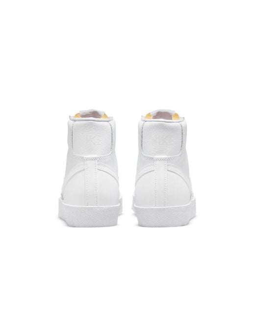 Nike White (Wmns) Blazer '77 Vintage Mid 'Triple'