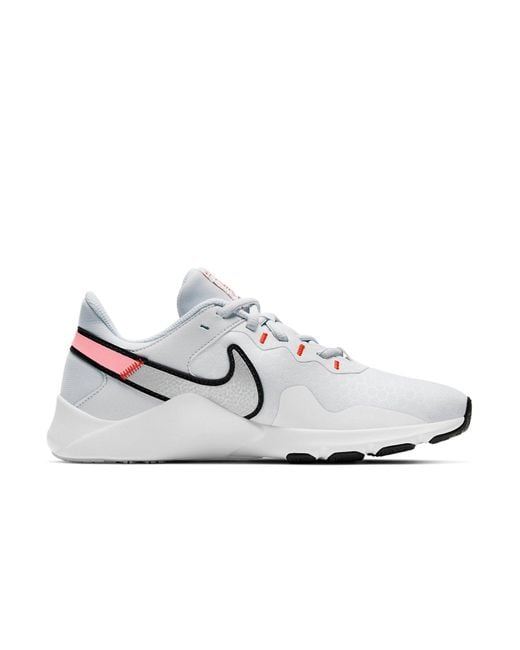 Nike Legend Essential 2 Shoes Grey/white
