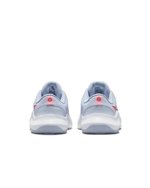 Nike White (Wmns) Legend Essential 3 Next Nature