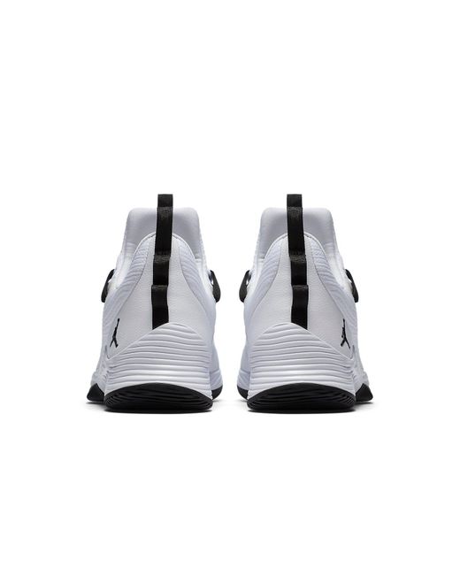 Nike White Ultra.Fly 2 Low for men