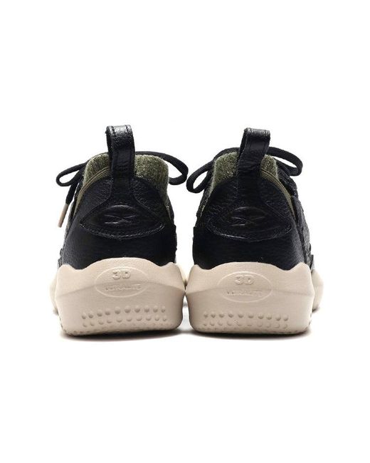 Reebok Black General