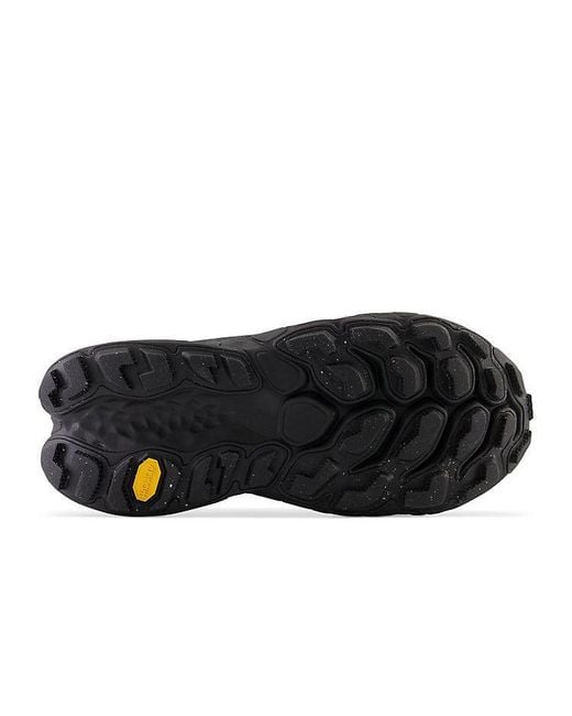 New Balance Black Fresh Foam More Trail V3 for men