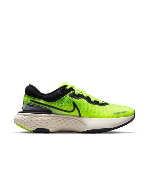 Nike Green Zoomx Invincible Run Flyknit Running Shoes for men