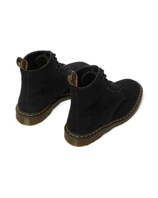 Dr. Martens Black 1460