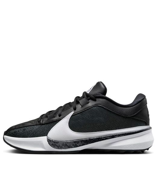 Nike Black Zoom Freak 5 Tb for men
