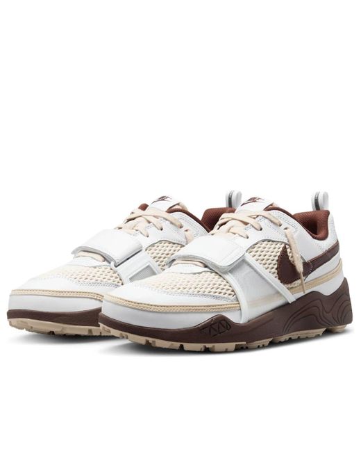 Nike X Travis Scott Zoom Field Jaxx 'Light Chocolate' in White for