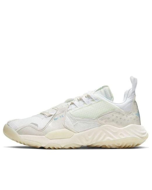 Nike White Delta Sp 'Sail' for men