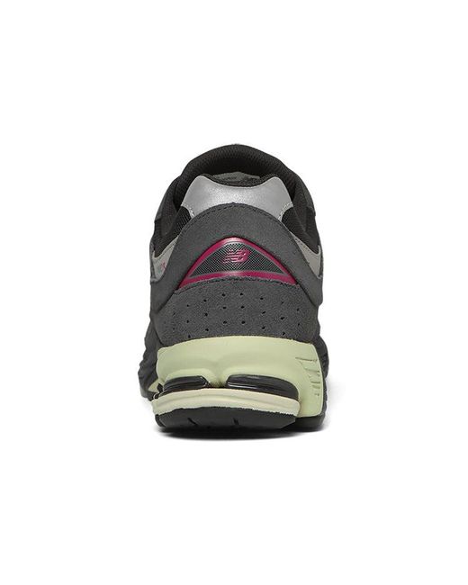New Balance Black 2002R 'Magnet Hi- for men