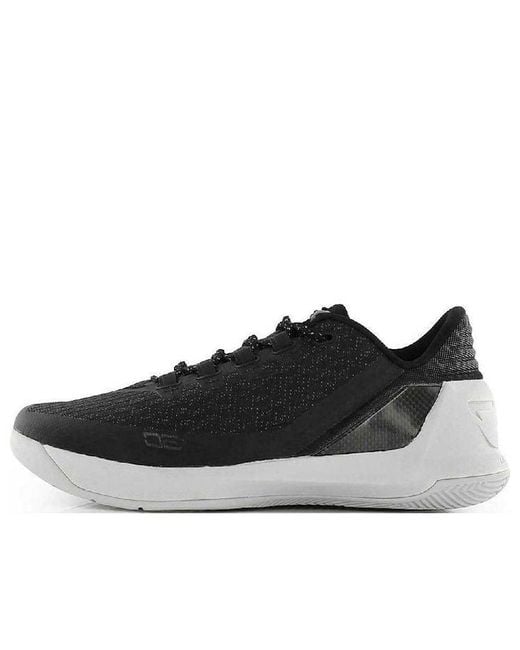 Under Armour Black Curry 3 Low for men