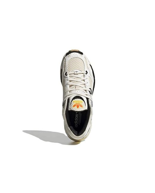 Adidas White (Wmns) Originals Astir