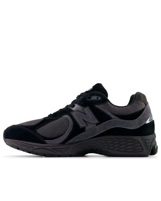 New Balance Black 2002R Magnet' for men
