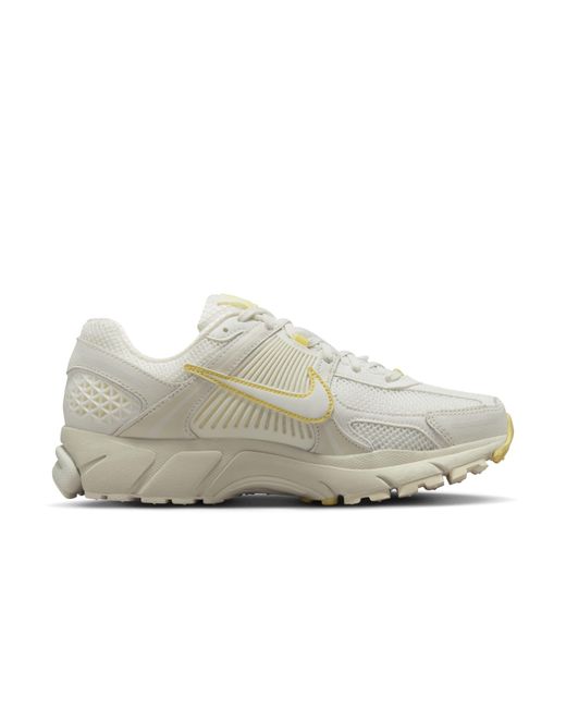 Nike White (Wmns) Air Zoom Vomero 5 'Sail Soft'