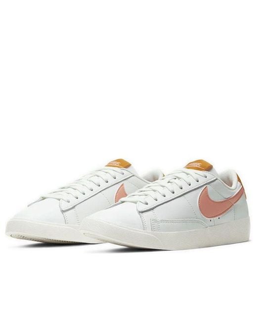Nike White (Wmns) Blazer Low Quartz'