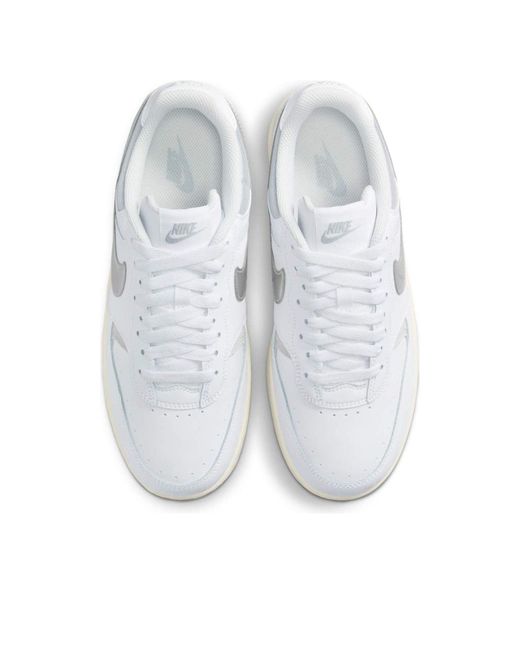 Nike White (Wmns) Gamma Force Light Smoke Metallic'