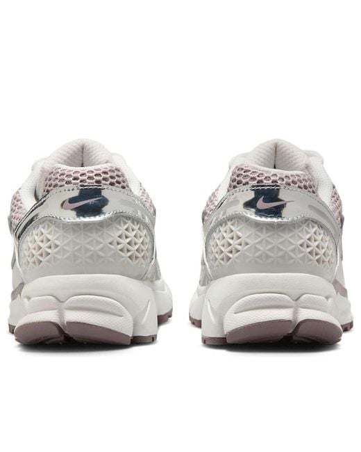 Nike White (Wmns) Air Zoom Vomero 5 'Metallic Platinum'