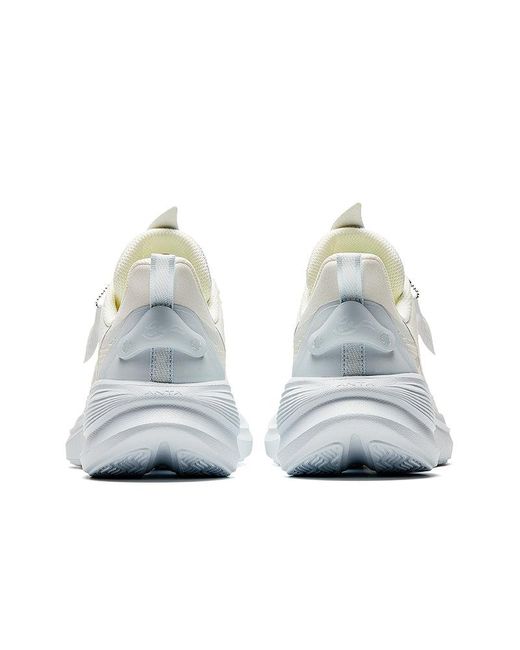 Anta White (Wmns) Leaf 3