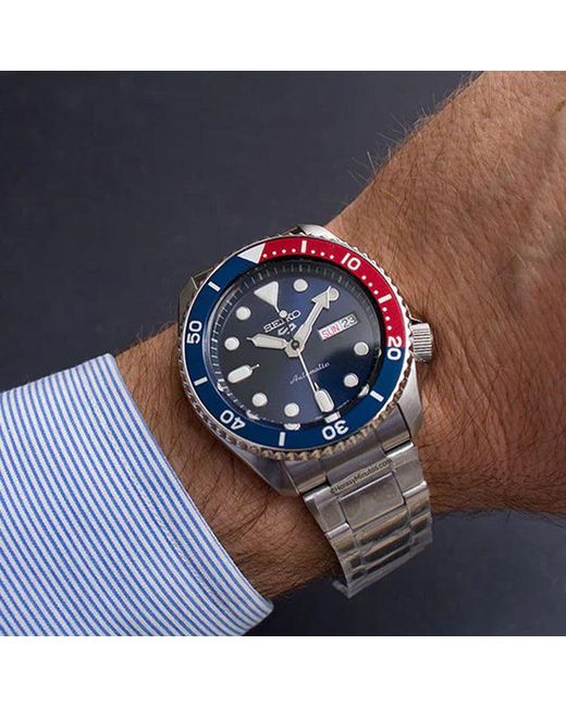 Seiko Metallic No. 5 Sports Mechanical Watch