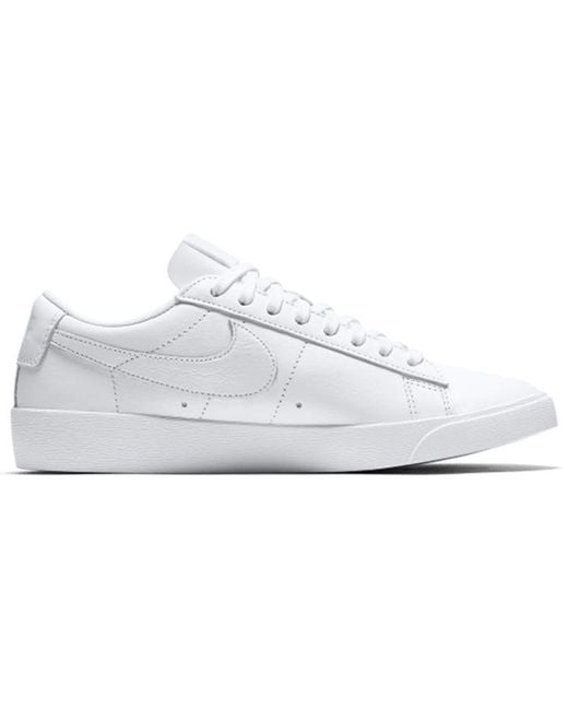 Nike White (Wmns) Blazer Low Le