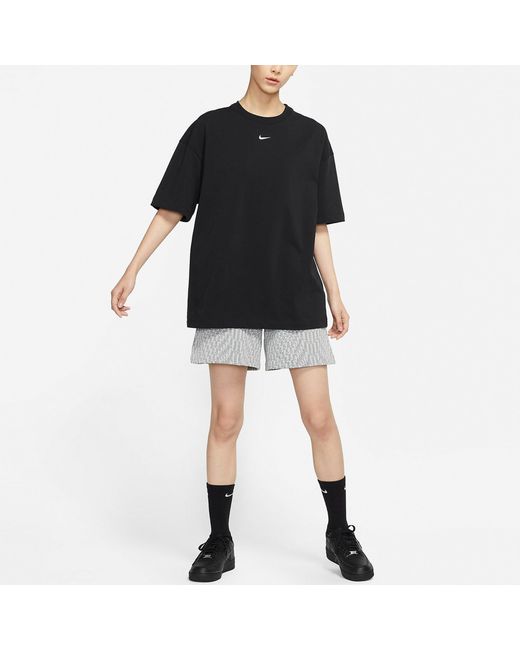 Nike Black (Wmns) Sportswear Essential Round-Neck