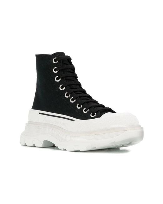 McQueen Black (Wmns) Tread Slick Boots
