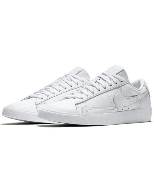 Nike White (Wmns) Blazer Low Le