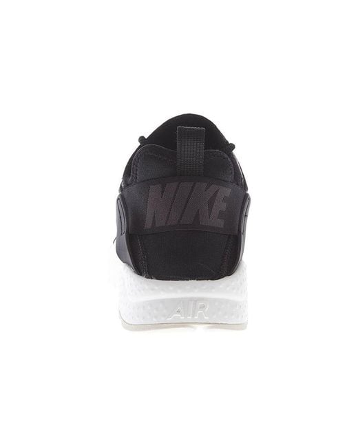Nike Black (Wmns) Air Huarache Run Ultra Low-Top