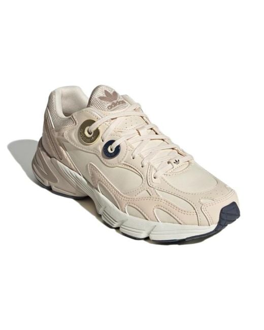 Adidas Natural (Wmns) Astir