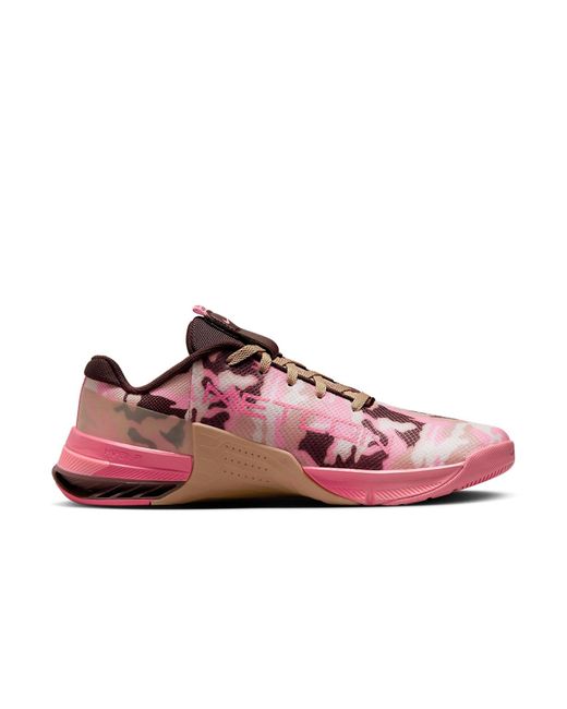 Nike Pink (Wmns) Metcon 8 Amp 'Coral Chalk Camo'