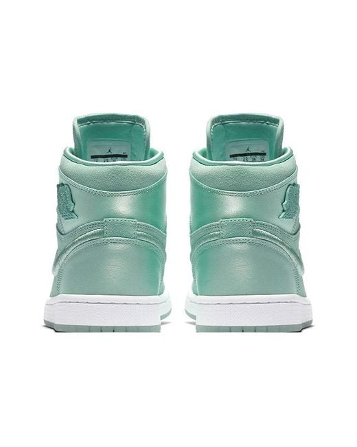 Nike Blue (Wmns) 1 Retro High 'Season Of Her: Mint'