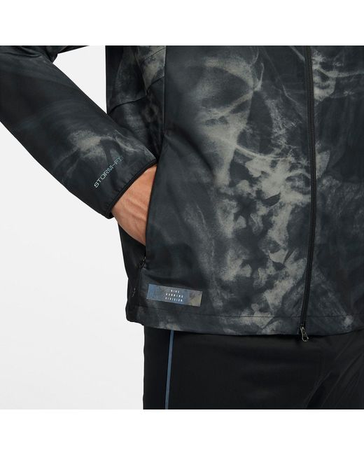 Nike Black Storm-Fit Running Division Running Jacket for men