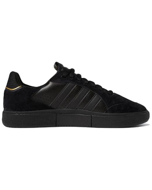 Adidas Black Tyshawn Low Shoes Metallic' for men