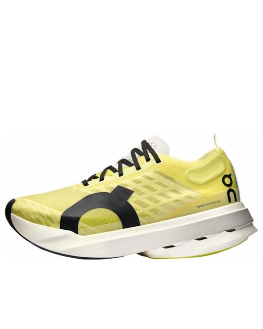 On Shoes Yellow (Wmns) Cloudboom Strike 'Limelight Wolf'