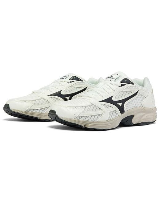 Mizuno White Spark Cn for men