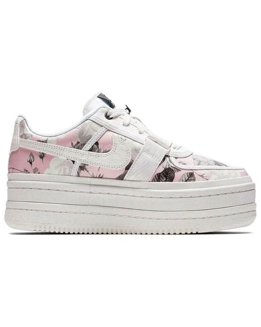 Nike White Wmns Vandal 2k