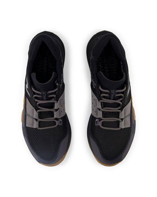New Balance Black Minimus Tr V2 Magnet Gum' for men