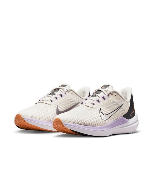 Nike White Air Winflo 9