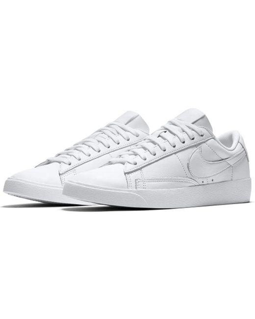 Nike White (Wmns) Blazer Low Le