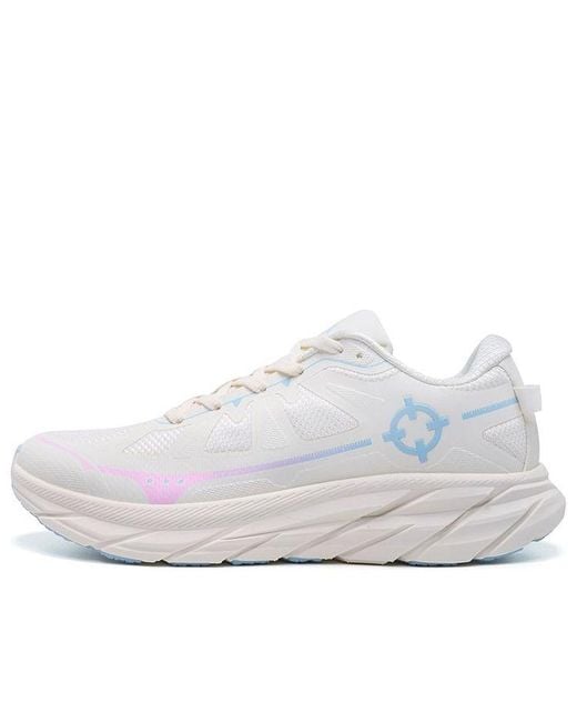 Rigorer White Running Shoes for men