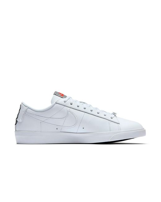 Nike White (Wmns) Blazer Low Se Lx 'Broken Hearted'