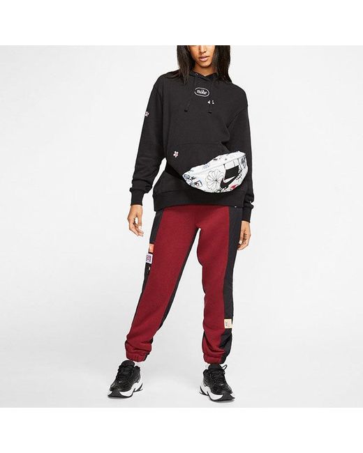 Nike Black (Wmns) Flc Emb Fruit Small Embroidered Hooded Long Sleeves Pullover