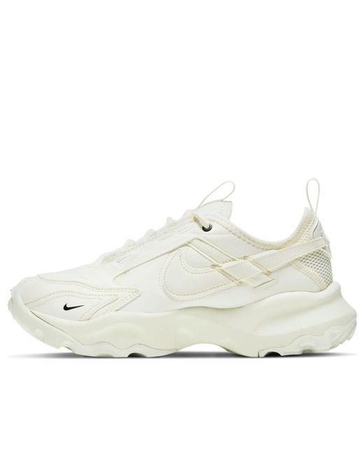 Nike White Tc 7900
