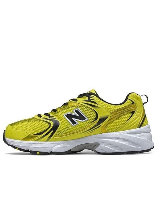 New Balance Yellow 530V2 Retro 'Sulphur' for men
