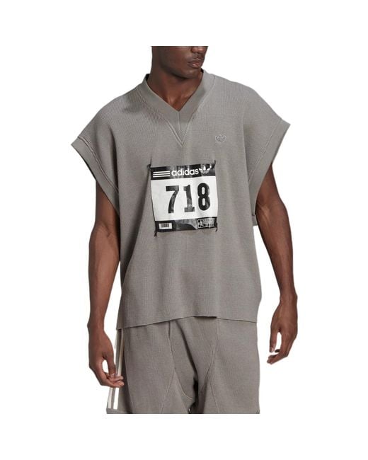 Adidas Gray Originals Version Detachable Solid Color Athleisure Casual Sports V Neck Vest for men