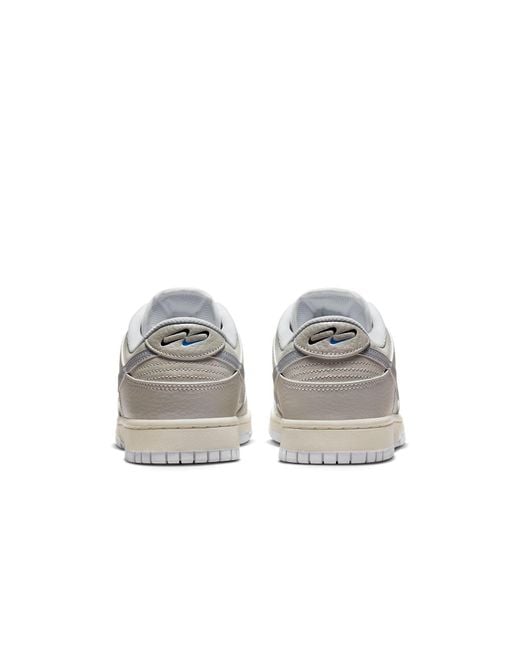 Nike Gray Dunk Low Se 'Metallic' for men