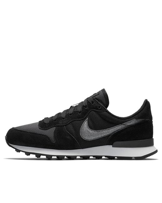 Nike Black (Wmns) Internationalist